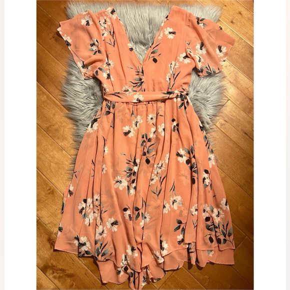 TORRID Midi Chiffon Wrap Dress Floral White Size 1X 14/16 - Picture 3 of 6